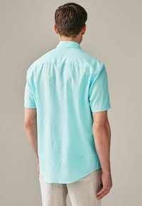 Next SHORT SLEEVE - REGULAR FIT - Camisa - light blue