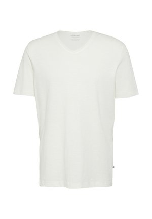 Gładka biała koszulka z krótkim rękawem i dekoltem w serek, luźnego kroju, wykonana z gładkiej tkaniny, przedstawiona na białym tle.