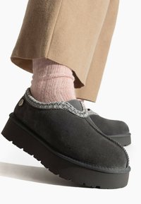 Gooce WAEL - Zapatos sin cordones - grey