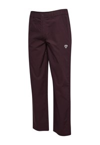 Dunkellila gerade geschnittene Hose mit vorderer Knopf- und Reißverschluss, seitlichen Taschen und kleinem gesticktem Logo am rechten Oberschenkel.