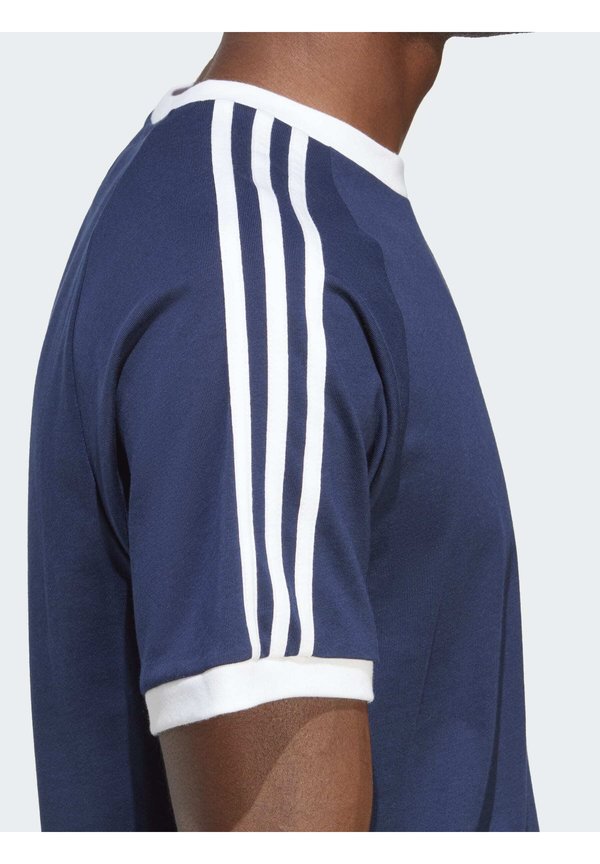 ADICOLOR CLASSICS 3-STRIPES - Print T-shirt - night indigo4