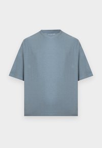 Nem kiválasztott, stormy weather