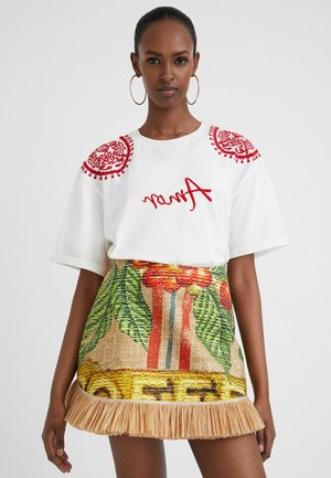 DESIGNED BY STELLA JEAN - Triko s potiskem - white