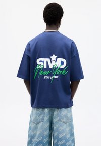 PULL&BEAR - Print T-shirt - dark blue Thumbnail Image 1