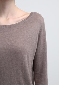 United Colors of Benetton Svetr - taupe