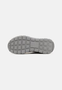 Skechers Wide Fit TRACK - Sneakers low - black/charcoal