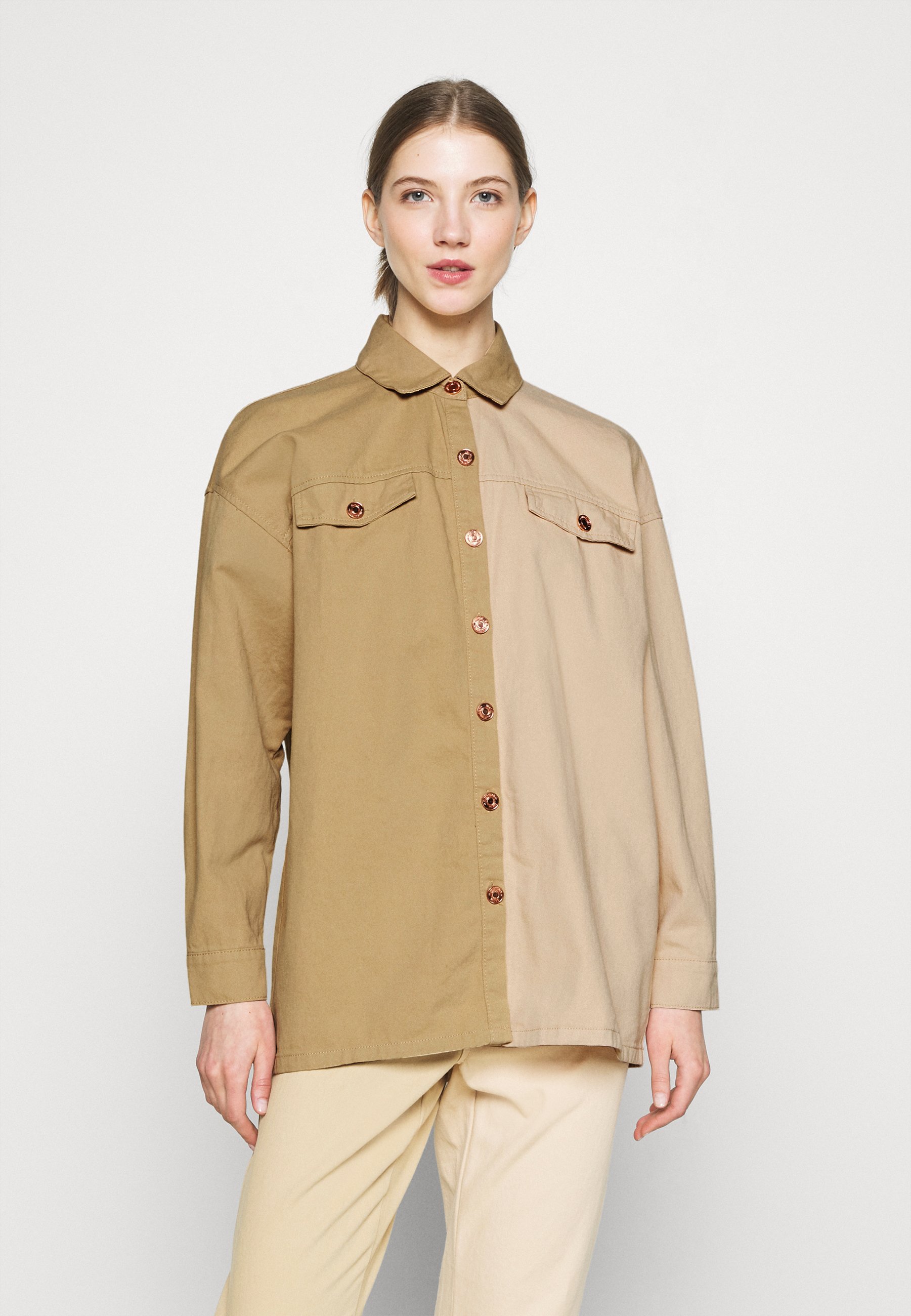 Missguided SPLICED OVERSIZED TIE SHIRT 