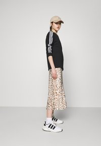 adidas Originals LONGSLEEVE - Top s dlhým rukávom - black