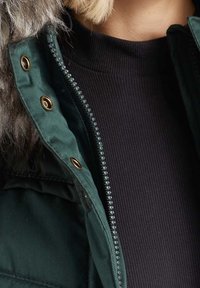 khujo Zimní kabát - dark green