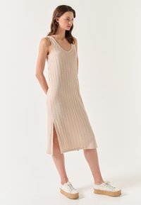 Jimmy Key Strickkleid - stone