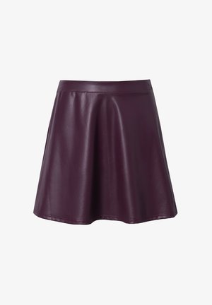 Gonna corta in finta pelle viola con design svasato, texture liscia e cintura, che arriva sopra metà coscia.