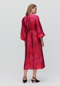 STOCKH LM IRMELIE PREMIUM SATIN HOLIDAY DRESS - Jurk - bloom print