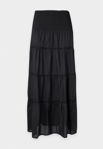 Jupe longue maxi noire à étages avec ceinture élastique froncée et panneaux de tissu froncés, présentée à plat sur fond blanc.