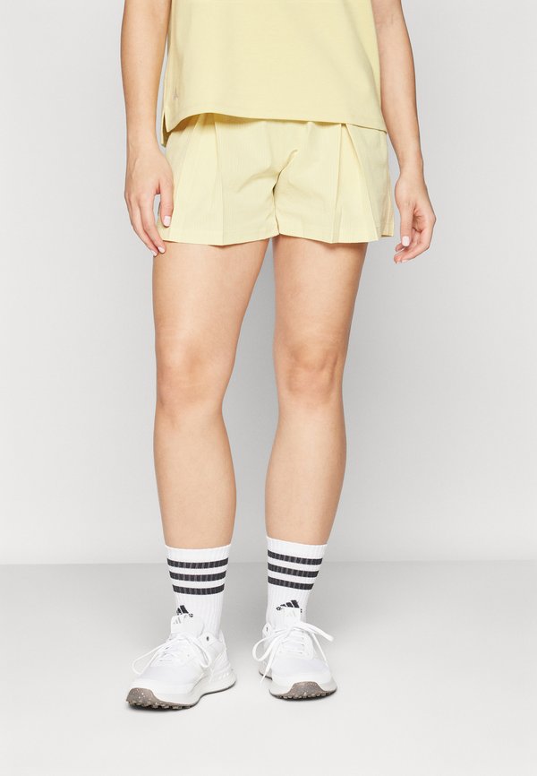 GO TO  - Sports shorts - Main Image