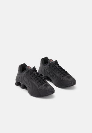 Sneakers laag - black