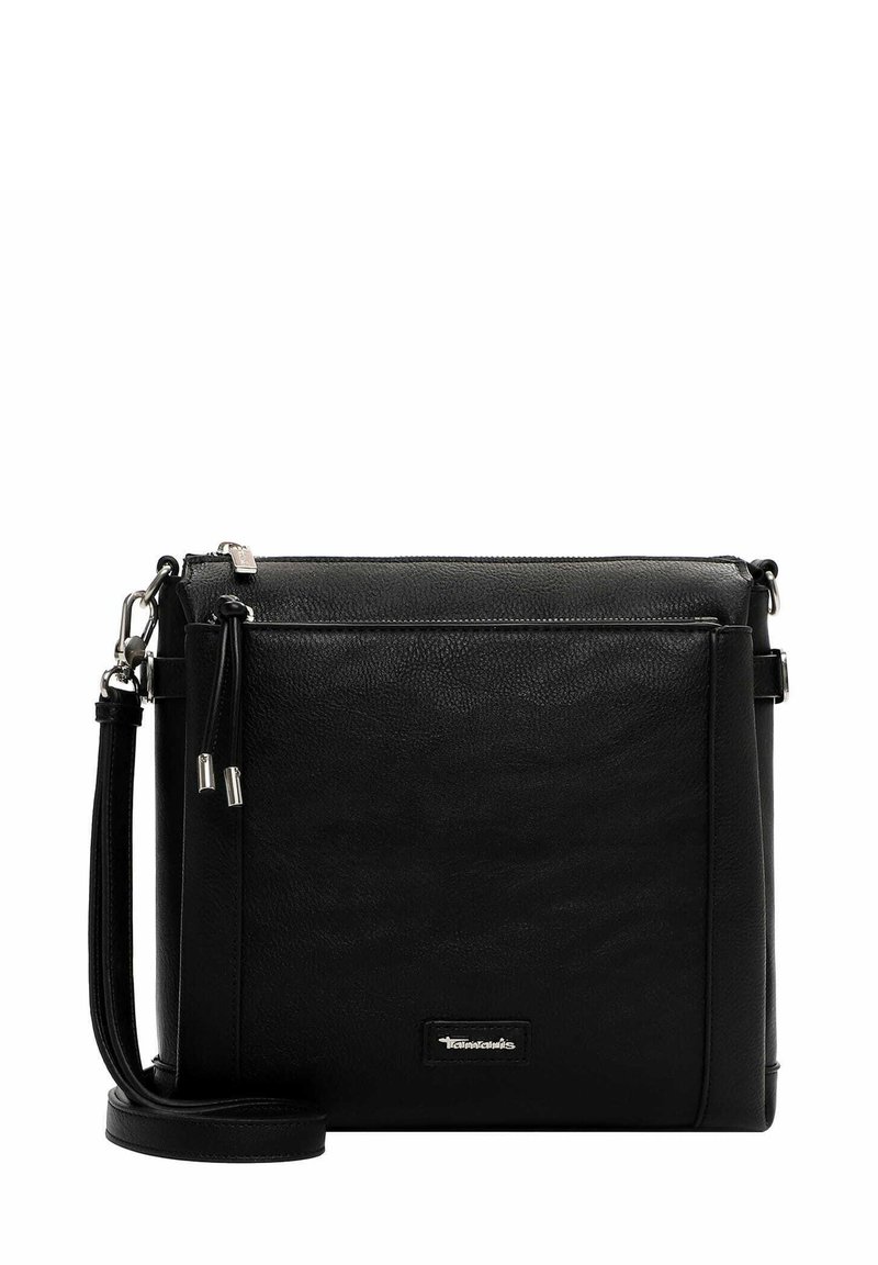 Borsa a tracolla in pelle nera con hardware argentato, chiusura superiore a zip e tracolla regolabile. Presenta una superficie testurizzata e un logo frontale.