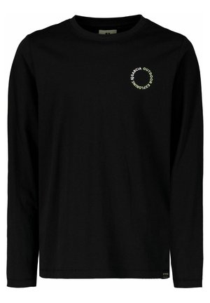 Zwart shirt met lange mouwen en een ronde hals, met een klein rond logo op de linkerborst waarop staat "Garcia Outdoor Exploring."