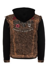 Denim- und Fleece-Jacke mit einem verwitterten braunen Denim-Rücken, schwarzen Fleece-Ärmeln und gestickten Logos auf der Rückseite.