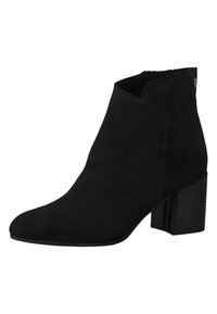 Bottine en suède noire avec un bout pointu et un talon en bloc texturé, présentant un bord supérieur légèrement asymétrique et une fermeture éclair sur le côté.