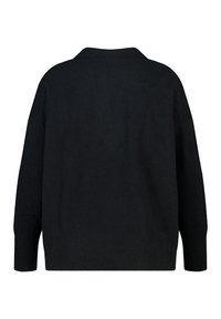 Zwarte gebreide trui met een kraag, met lange mouwen en een ontspannen pasvorm. De achterkant is effen, met een gladde structuur overal.