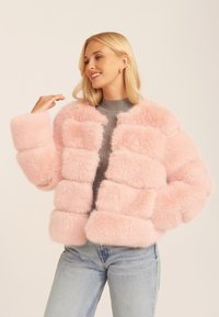 Unselected, pink