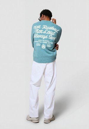 Bershka ROUND NECK - PRINTED SWEATER - Športni pulover - mottled dark green