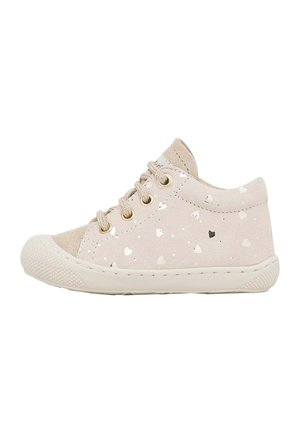 Chaussons Enfants GIESSWEIN Stans - Slim Fit Velcro, Coton, Semelle Caoutchouc