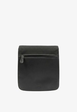 Sac bandoulière en cuir noir et tissu avec une poche avant zippée et des bords inférieurs arrondis.