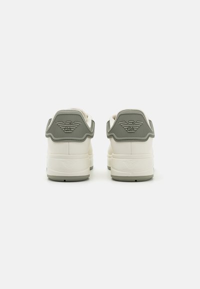 Emporio Armani SHOES - Joggesko - off white/sage
