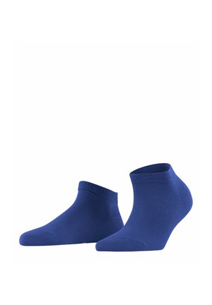 Blue ankle socks made of smooth fabric, featuring a ribbed cuff and seamless toe design, displayed in a pair with no visible patterns.