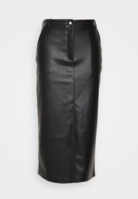 Svart högmidjad pennkjol i konstläder med framknapp och bältesöglor, knälång, slät textur och central söm.