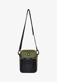 Vybrané, gqq bronze green