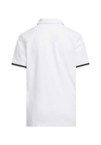 Polo blanc à manches courtes, col plat et rayures noires sur les bords des manches, avec une finition texturée.