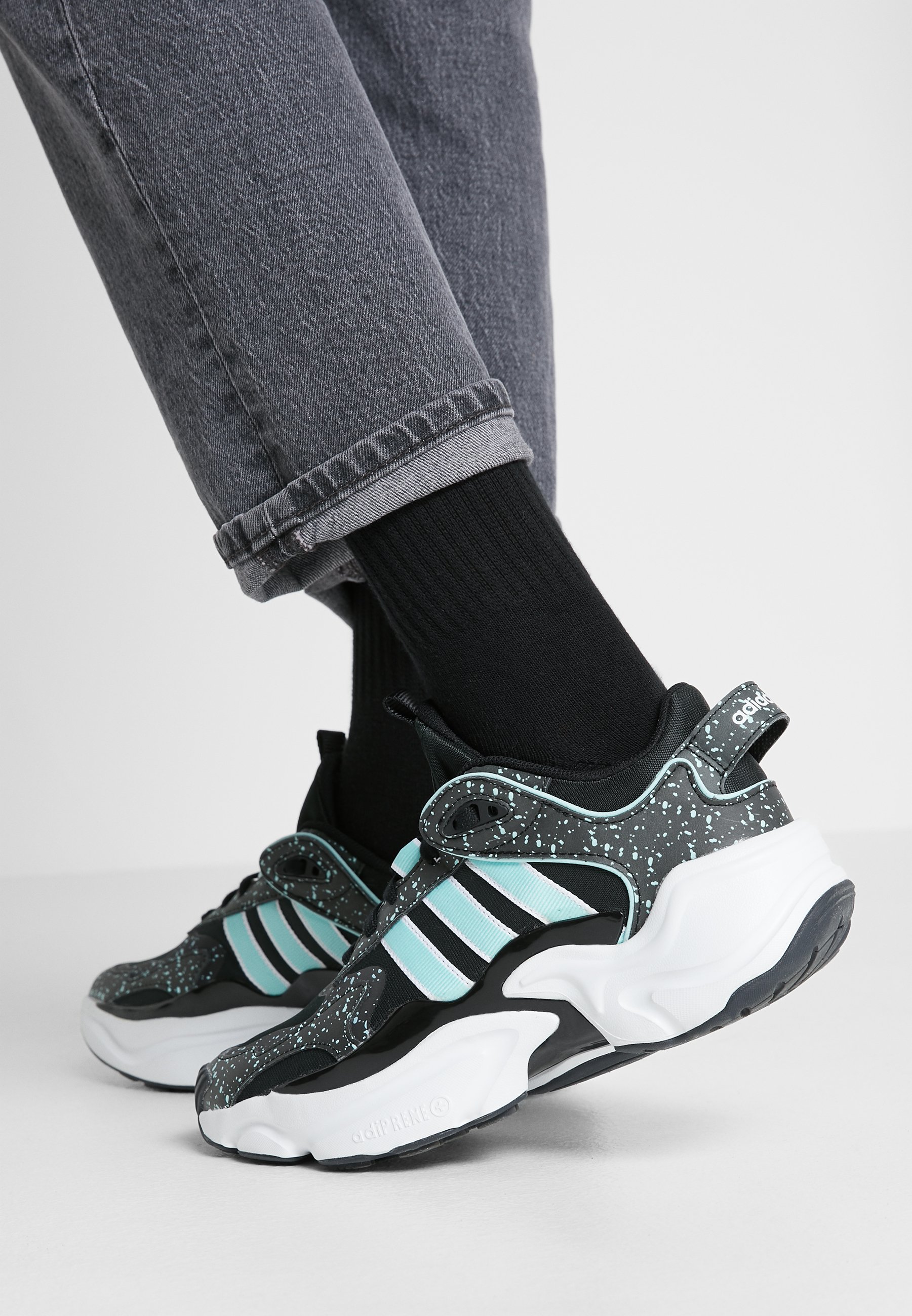 adidas Originals MAGMUR RUNNER Joggesko core black adidas Originals MAGMUR RUNNER Joggesko core black