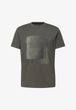 Dunkelgraues T-Shirt mit kurzen Ärmeln, quadratischem Grafikdesign und dezentem Text in gedämpften Grün- und Schwarztönen auf der Vorderseite.