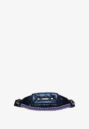 Marineblauwe puffer heuptas met een rechthoekige voorkant, gekleurde ritsaccenten en zilverkleurige hardware. Heeft een gevoerde, gestructureerde oppervlakte.