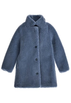 Manteau polaire bleu à manches longues avec boutons, col montant et matière texturée, douce et duveteuse.
