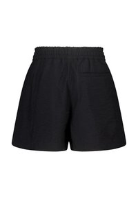 Mustat shortsit, jotka on valmistettu teksturoidusta kankaasta, joustavalla vyötärönauhalla ja yhdellä takataskulla. Yksinkertainen A-linjainen muotoilu, polvipituinen leikkaus.