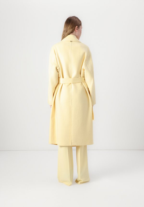 OVERCOAT - Classic coat - vanilla3