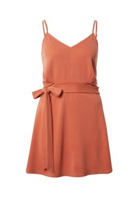 Rostorange ärmelloses Kleid mit V-Ausschnitt, gebundenem Taillendetail und A-Linie. Weicher Stoff mit glatter Textur, keine Muster oder Verzierungen.