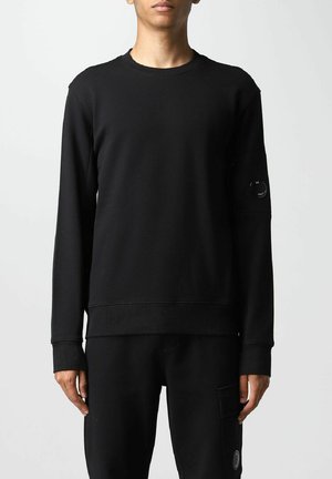Sweater - black