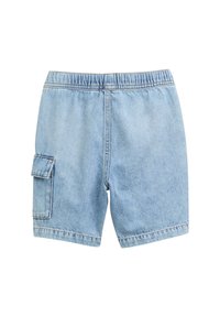 Lichtblauwe denim shorts met een elastische tailleband, voorzien van een zijzak en een omgeslagen zoom. Gestroomlijnde textuur en casual ontwerp.