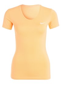 Lyhythihainen oranssi urheilu paita, joka on valmistettu kevyestä kankaasta, jossa on suuri kaula-auko ja pieni valkoinen Nike-logo rinnassa.