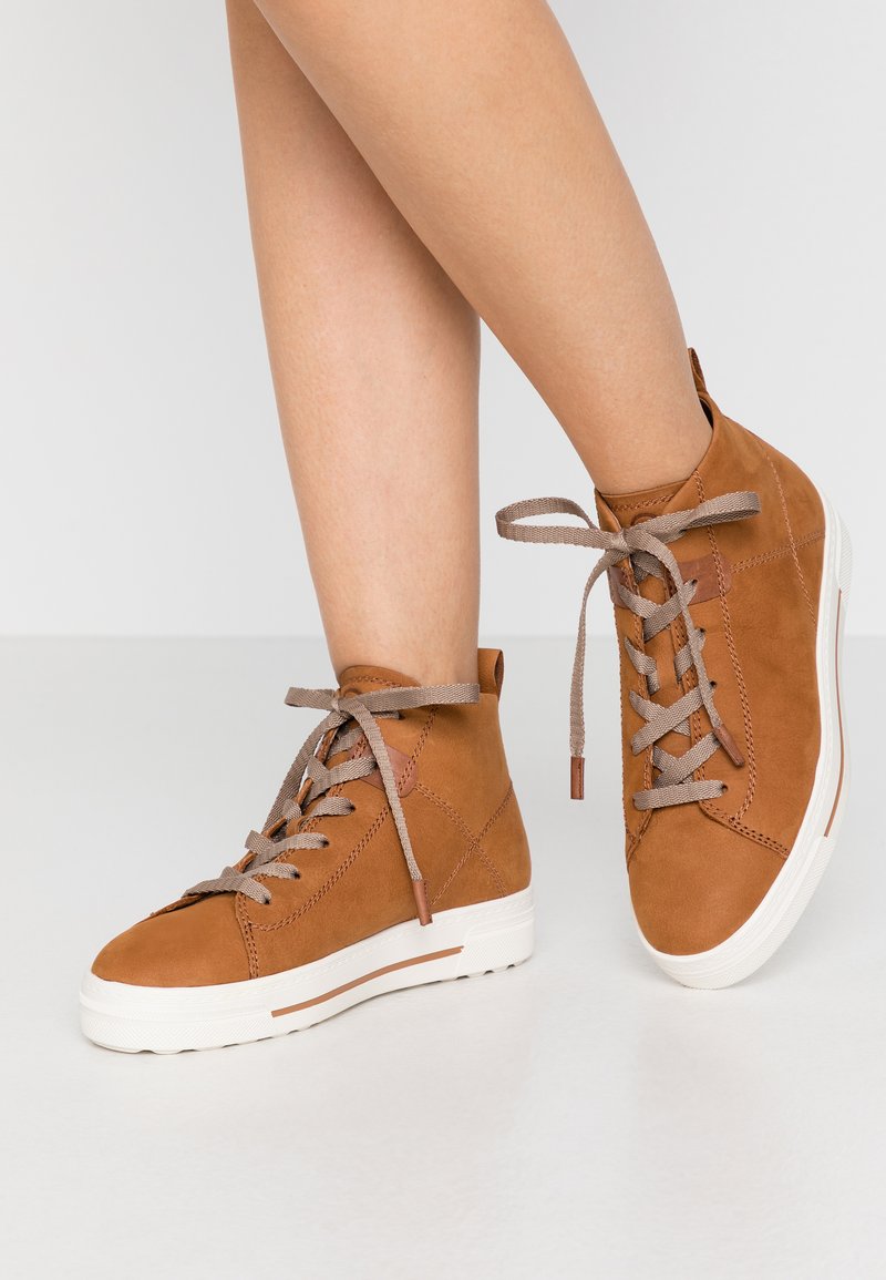 Tamaris Sneaker high - walnut