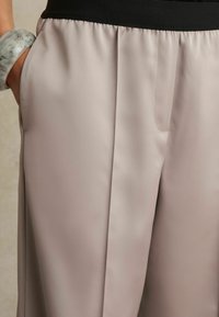 Reiss ELSIE WIDE LEG ELASTIC WAIST  - Pantaloni - grey