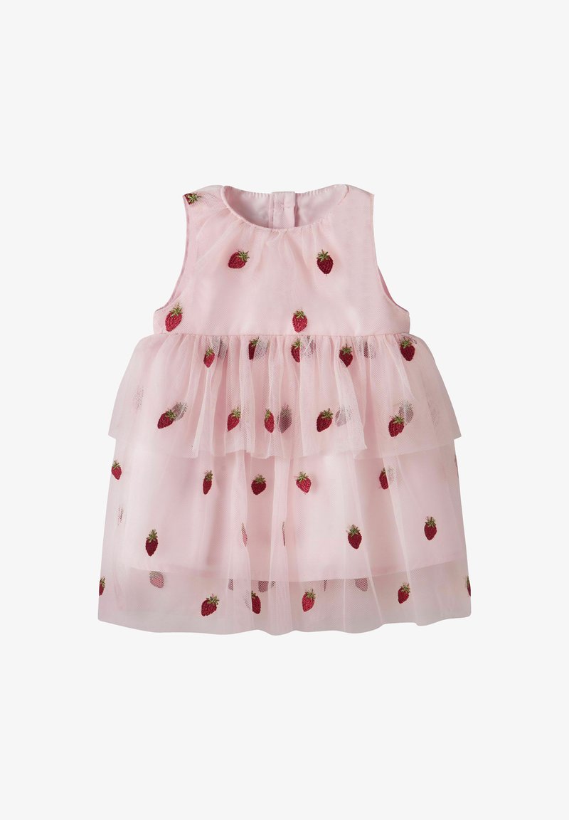 Robe bébé rose sans manches avec jupe en tulle superposée ornée de fraises rouges brodées uniformément réparties.