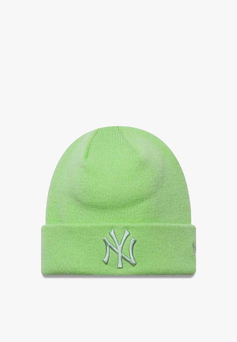 Grüne Strickmütze mit umgeschlagenem Krempe, auf der Vorderseite mit einem gestickten hellblauen New York Yankees-Logo. Weicher Stoff, nahtloses Oberdesign.