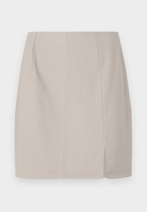 Beige pencil skirt featuring a striped texture, a straight cut, and a side slit for added movement. Made from lightweight fabric.