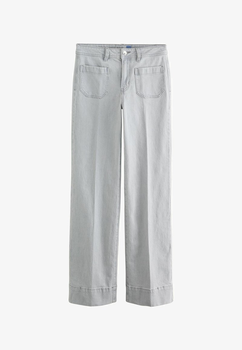 Jean gris clair à jambes larges avec poches plaquées avant, passants de ceinture, fermeture par bouton et ourlets retroussés.