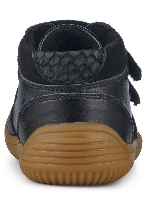 TRISTAN – Klettschuh – schwarz